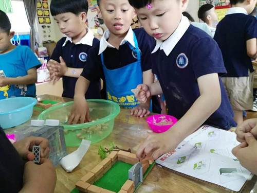 皇家迪智尼，玩具加盟活動