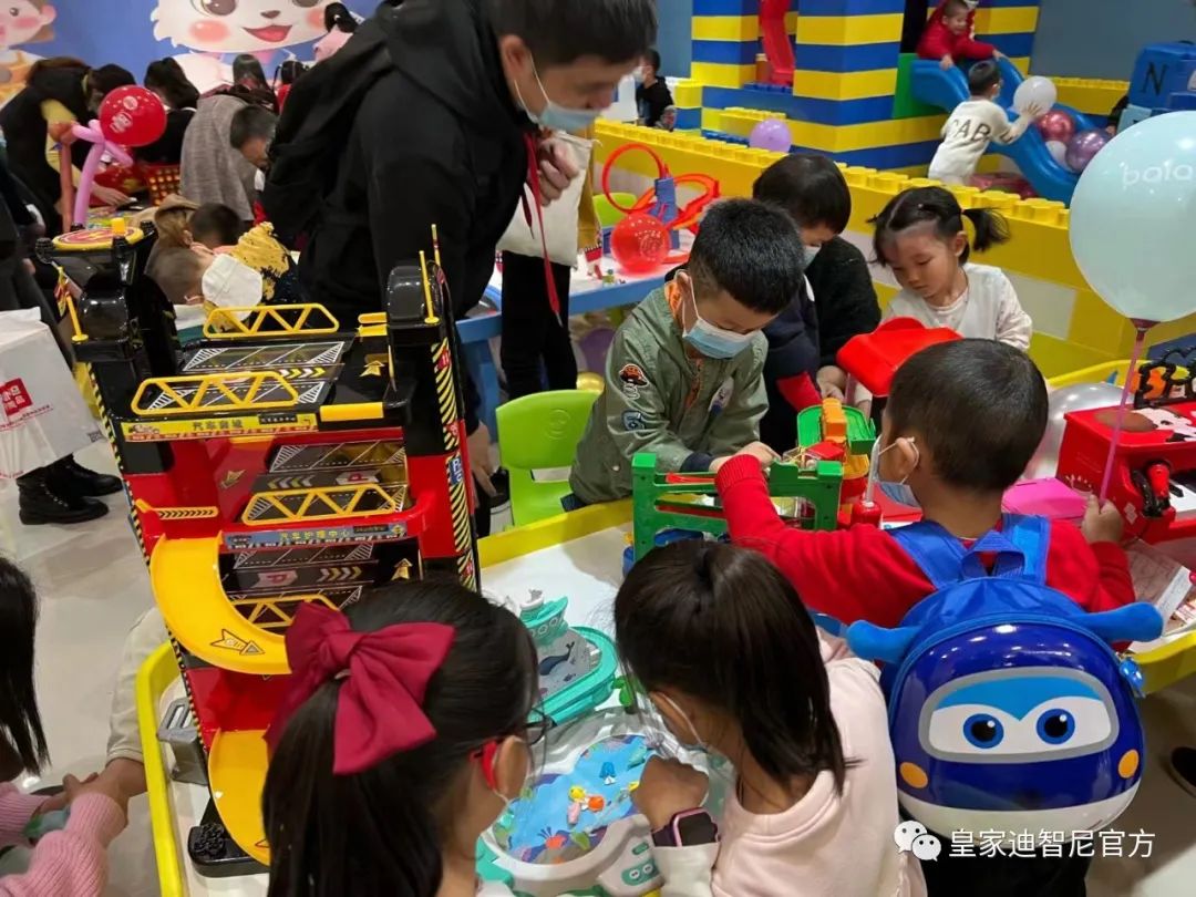 皇家迪智尼 I 給孩子正確的自控力，再也不用擔(dān)心孩子沉迷玩手機(jī)！！